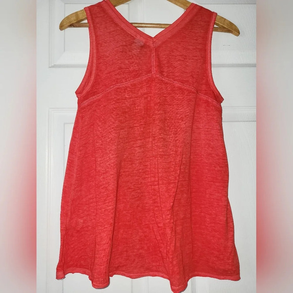 Disney Alice Through the Looking Glass Limited Edition Red Queen Tank Size Med - Picture 7 of 7